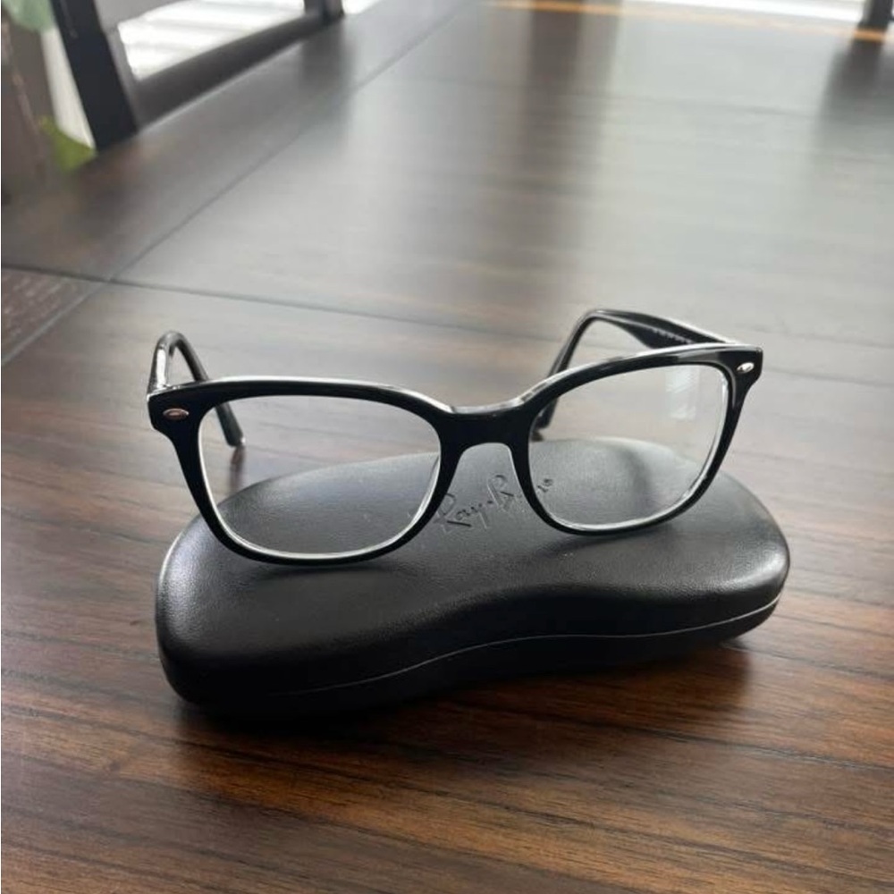 Ray-Ban Classic Black Glasses with Case